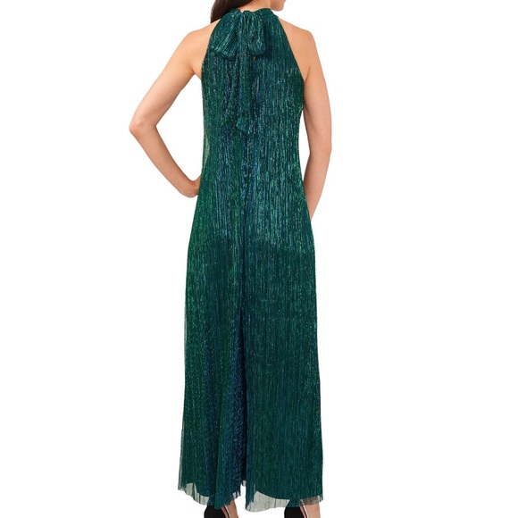 Petite Mock-Neck Crinkle Jumpsuit - Picture 3 of 4